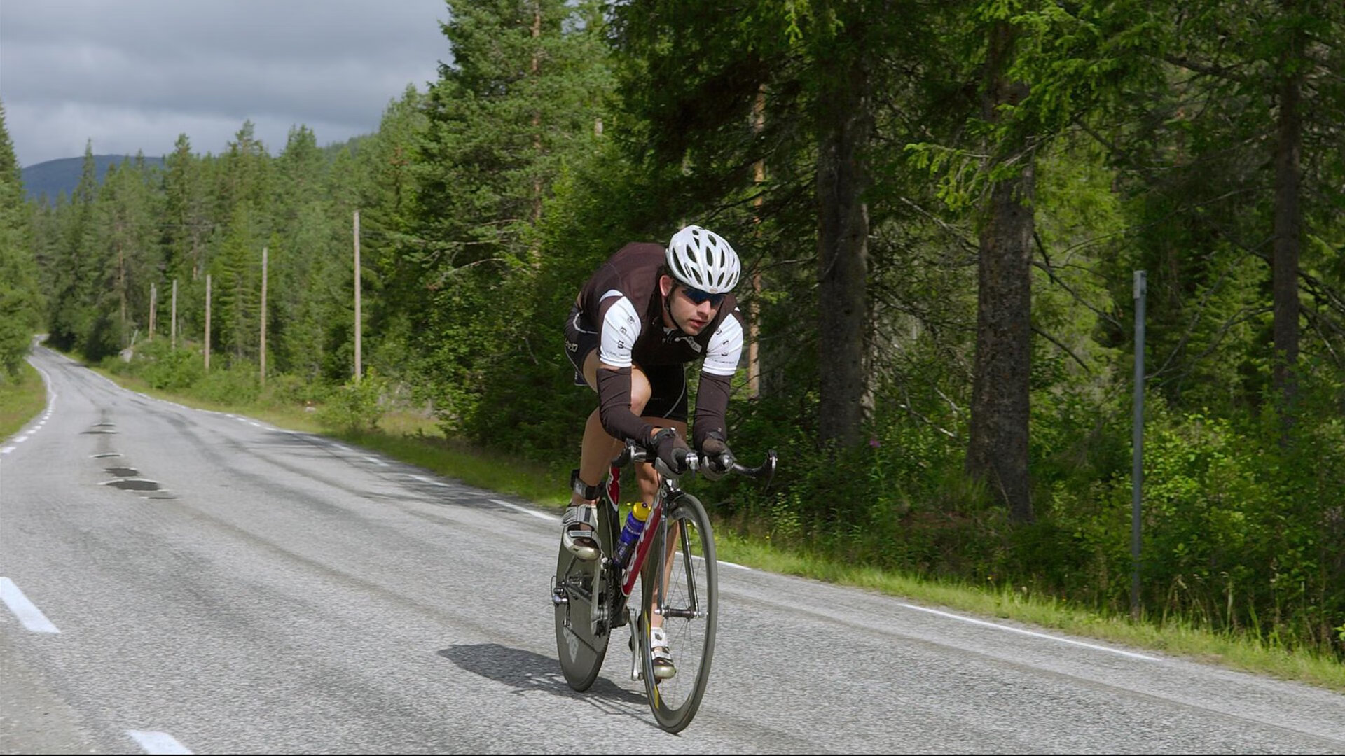 九游体育官网首页-中国足球国家队开展心理素质提升训练，足球运动员心理训练的意义